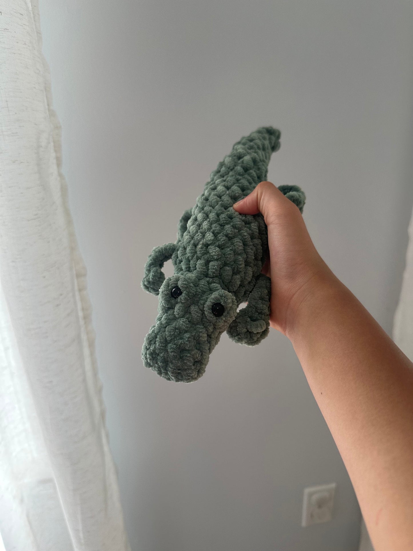 Alligator crocheted plushie